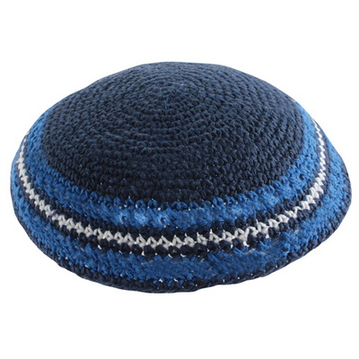 * כיפה סרוגה 18 ס"מ כחול עיטור כחול לבן 1 * כיפה סרוגה 18 ס"מ כחול עיטור כחול לבן