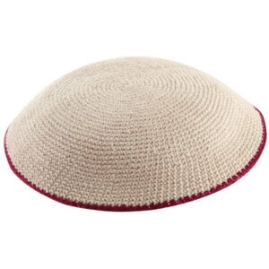 כיפה ד.מ.צ 16 ס"מ שטוח רקע בז פס בורדו