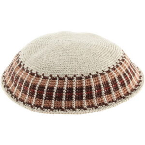 כיפה ד.מ.צ 20 ס"מ רקע  בז' עיטור חום