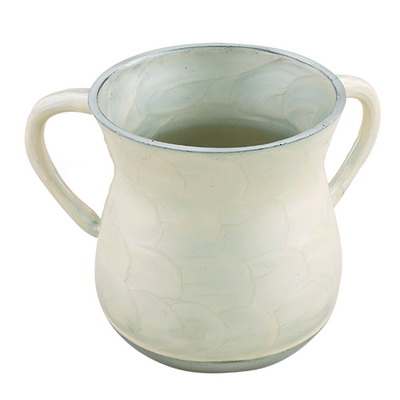 נטלה אלומיניום 11 ס"מ מהודרת בגוון לבן